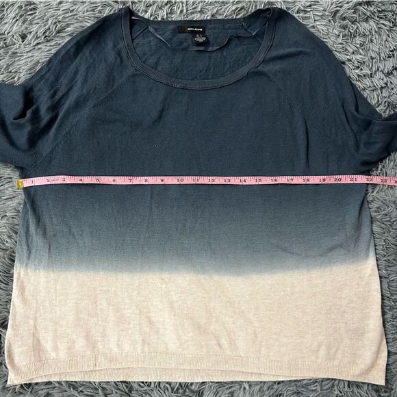 DKNY Jeans Crewneck Sweater Size Small - Picture 7 of 8